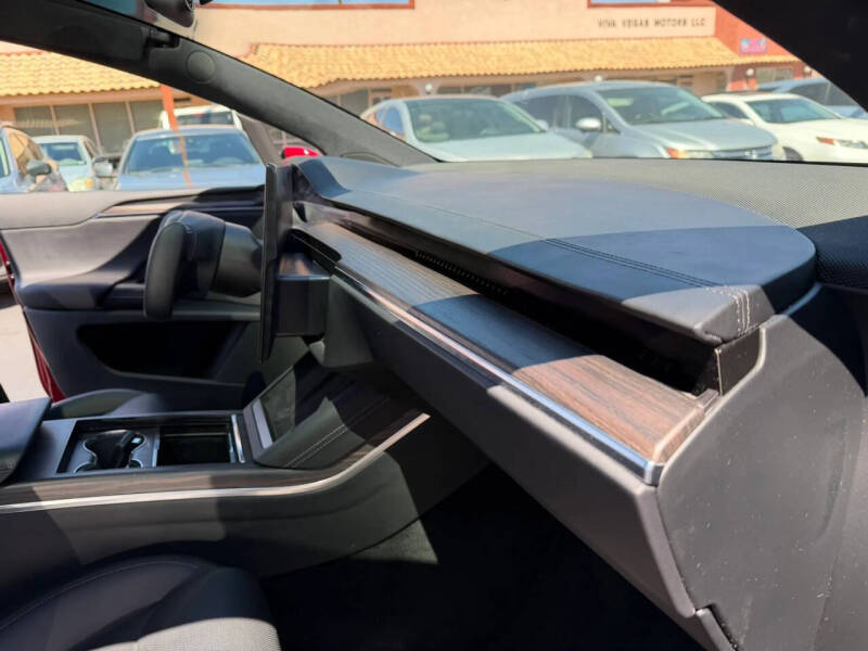 2023 Tesla Model X Standard Range