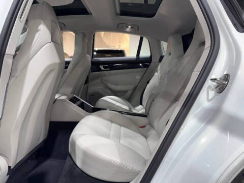 2017 Porsche Panamera