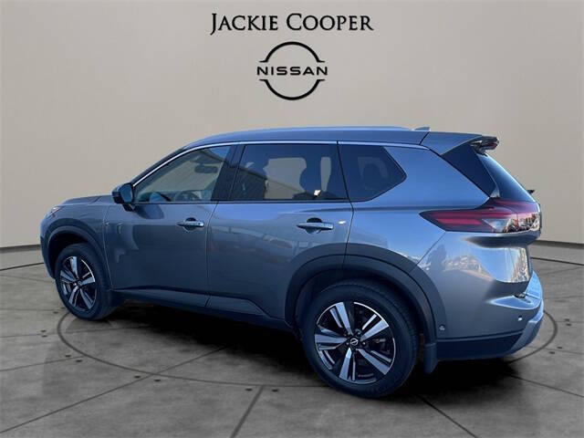 2024 Nissan Rogue SL