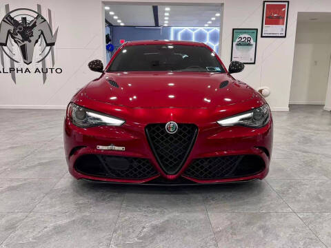 2017 Alfa Romeo Giulia Quadrifoglio