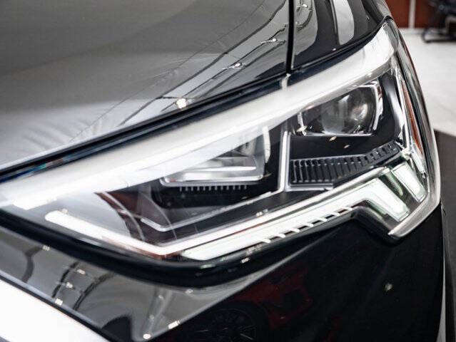 2025 Audi Q3 quattro S line Prem Plus 45 TFSI