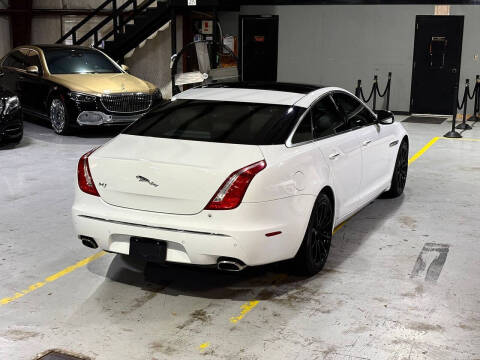 2012 Jaguar XJ