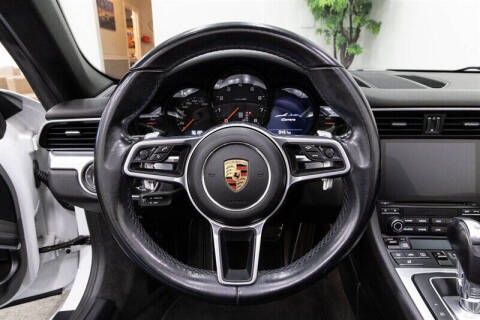 2017 Porsche 911 Carrera