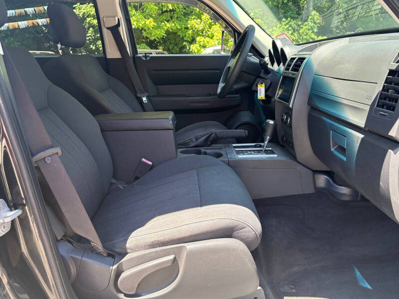 2011 Dodge Nitro SE