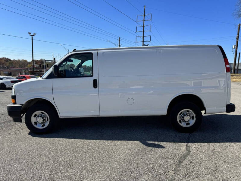 2021 Chevrolet Express 2500