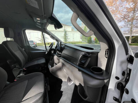 2023 Ford Transit 350 XLT