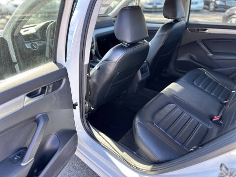 2016 Volkswagen Passat 1.8T S