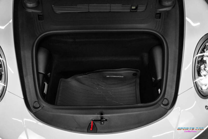 2017 Porsche 911 Carrera 4S