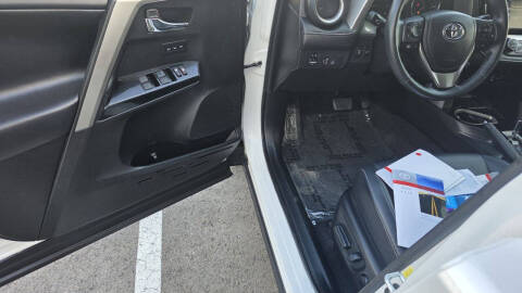 2017 Toyota RAV4 Platinum