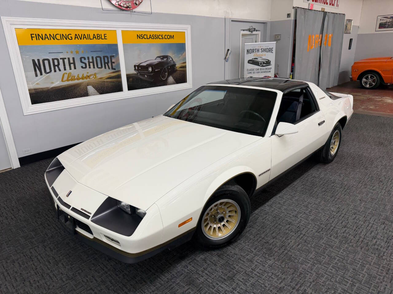 1986 Chevrolet Camaro 2