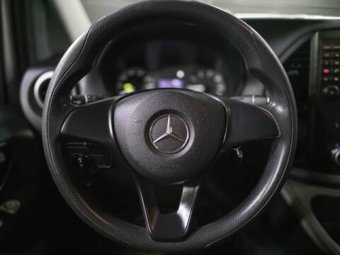 2016 Mercedes-Benz Metris Passenger