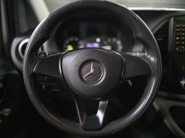 2016 Mercedes-Benz Metris Passenger