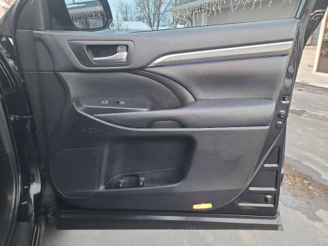 2018 Toyota Highlander SE