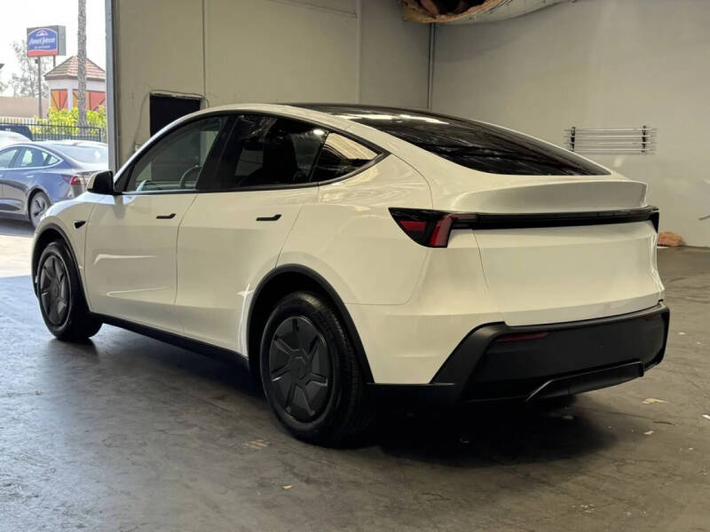 2026 Tesla Model Y Long Range