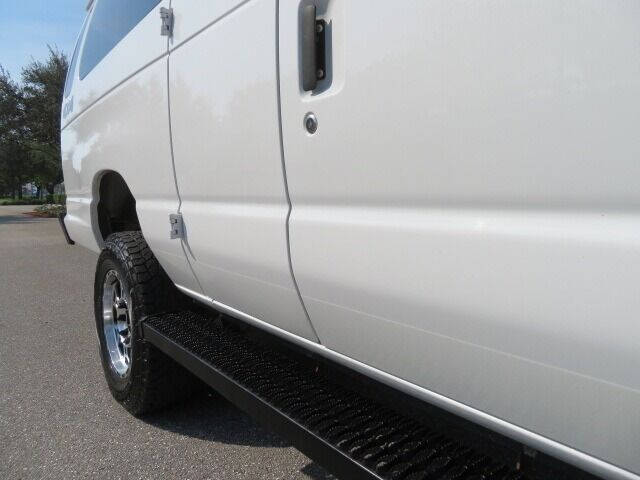 2014 Ford E-Series E-350 SD XLT