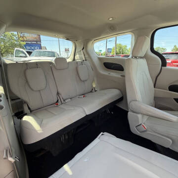 2017 Chrysler Pacifica Touring