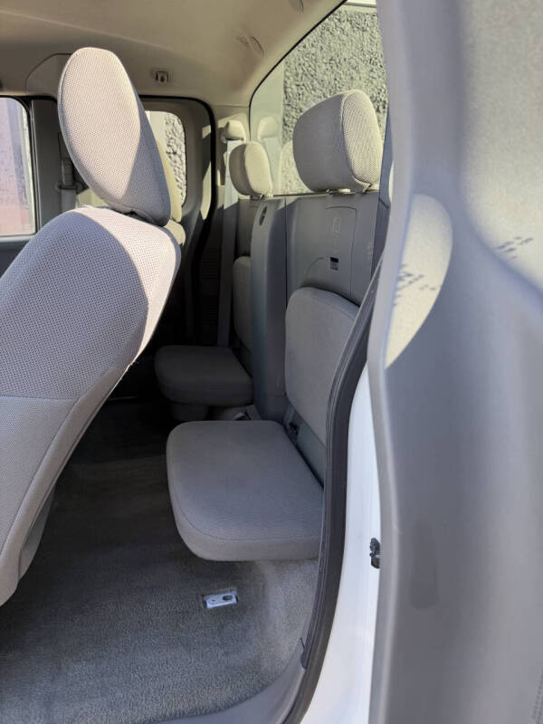 2016 Nissan Frontier S