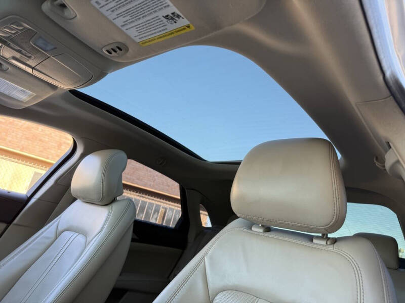 2017 Lincoln MKZ Reserve