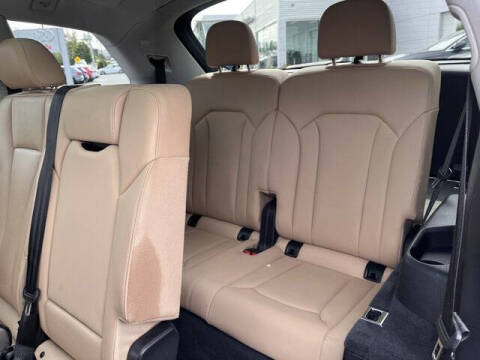 2022 Audi Q7 quattro Premium Plus 45 TFSI