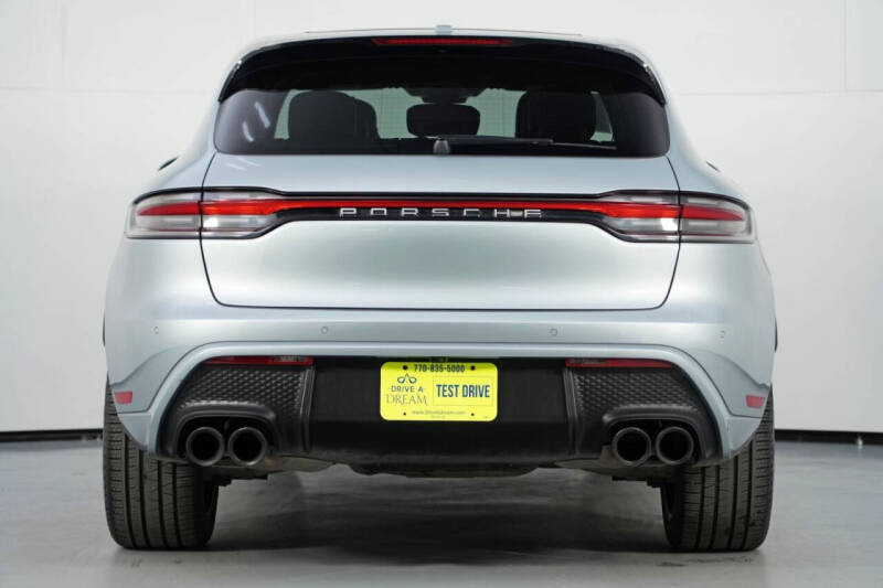 2023 Porsche Macan