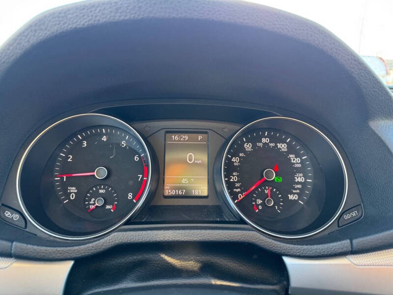 2016 Volkswagen Passat 1.8T S