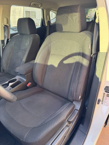 2015 Nissan Rogue Select S