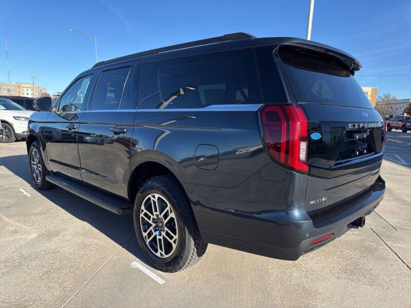 2025 Ford Expedition MAX Active