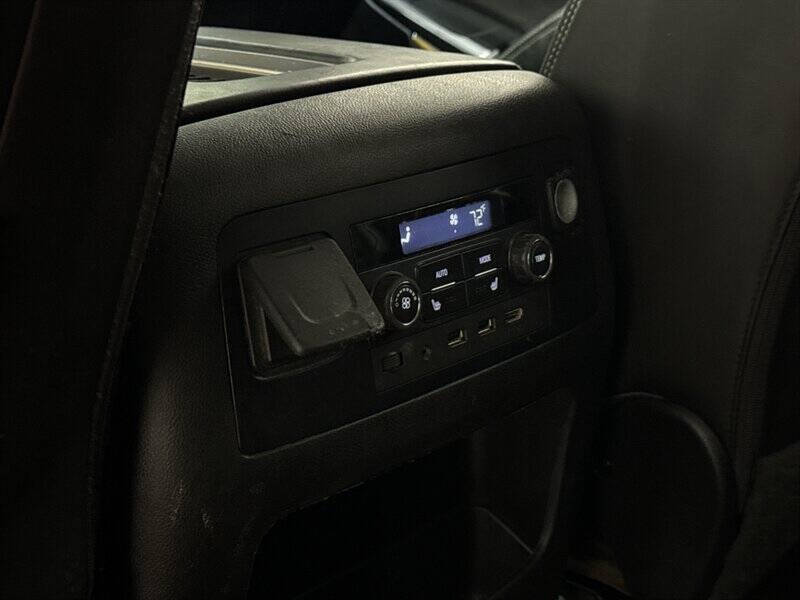 2017 GMC Yukon XL Denali