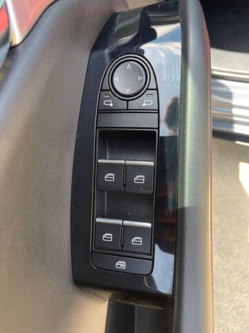 2023 Mazda Mazda3 Hatchback 2.5 S Carbon Edition