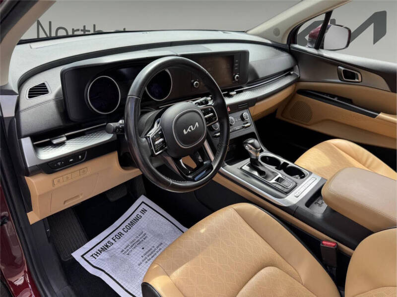2023 Kia Carnival