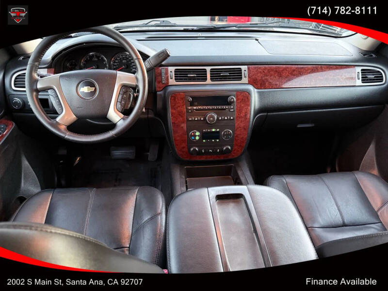 2014 Chevrolet Suburban LT