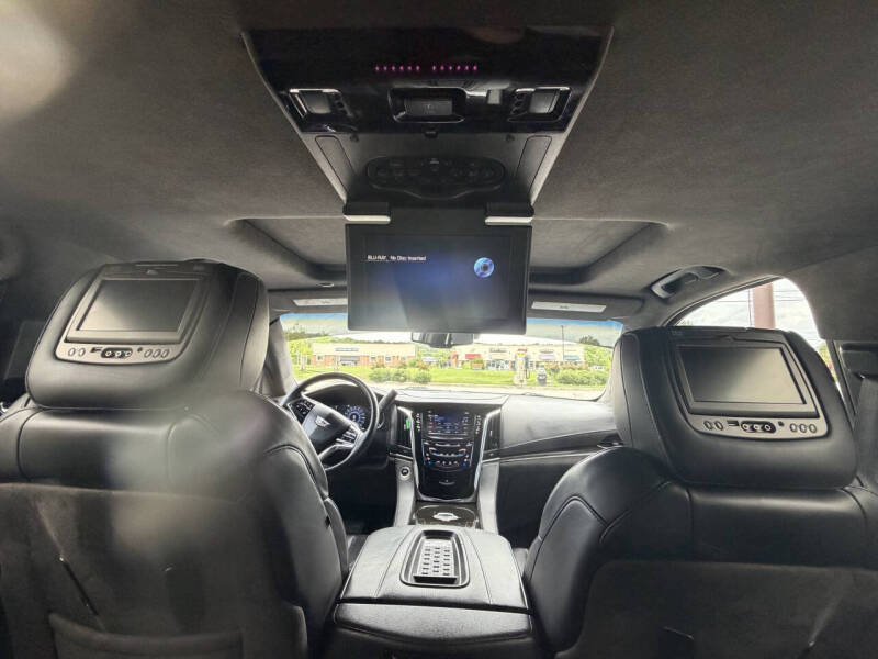 2016 Cadillac Escalade Platinum