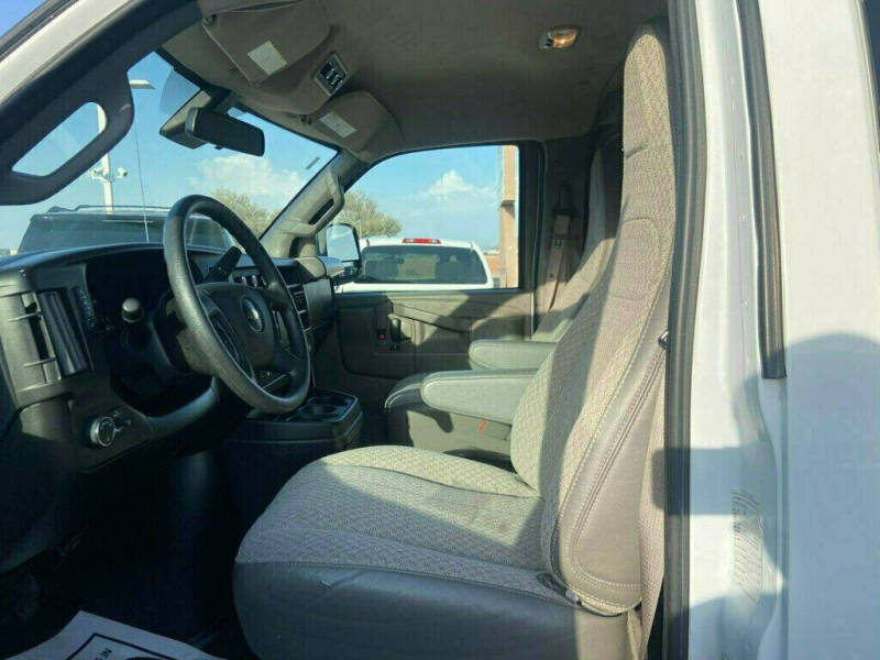 2023 Chevrolet Express LT 3500