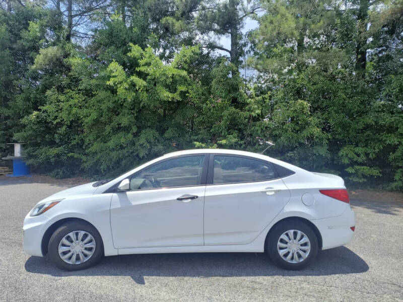 2013 Hyundai Accent GLS