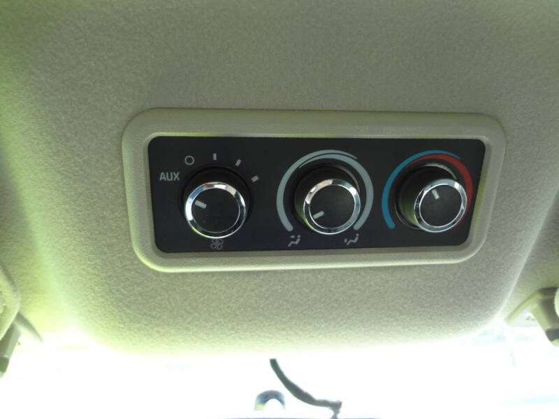 2017 Chevrolet Express LS 2500