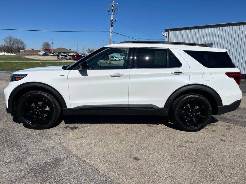2024 Ford Explorer ST-Line