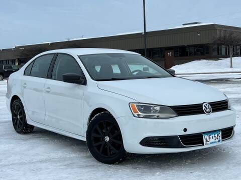 2015 Volkswagen Jetta for sale at Direct Auto Sales LLC in Osseo MN