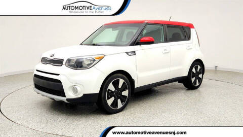 2019 Kia Soul +