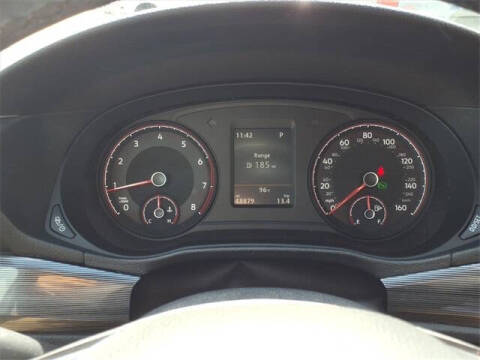 2022 Volkswagen Passat R-Line