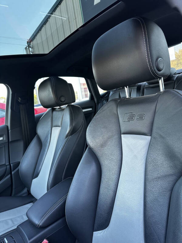 2015 Audi S3 2.0T quattro Prestige