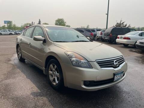 2009 Nissan Altima for sale at H & G AUTO SALES LLC in Princeton MN