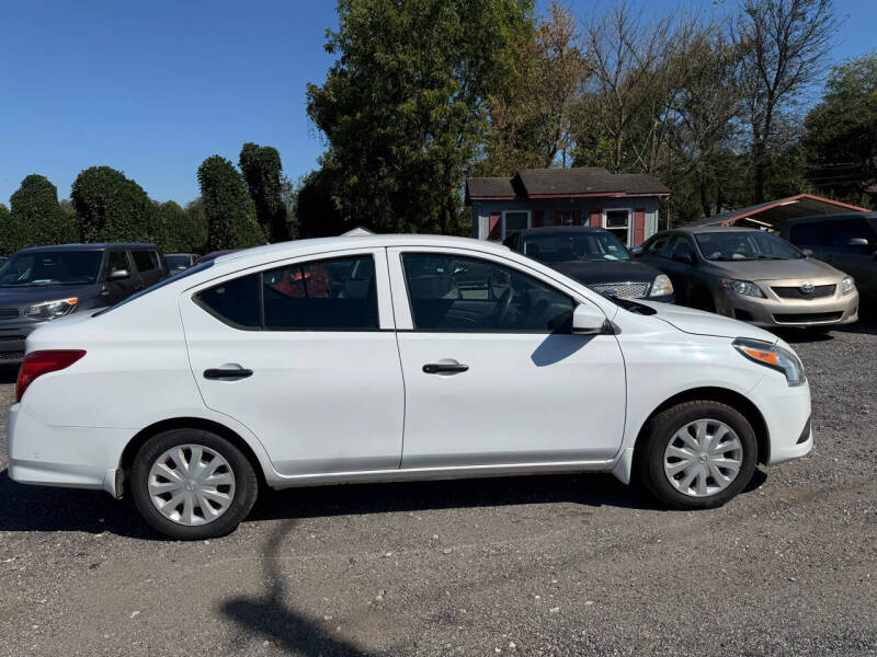 2017 Nissan Versa 1.6 S
