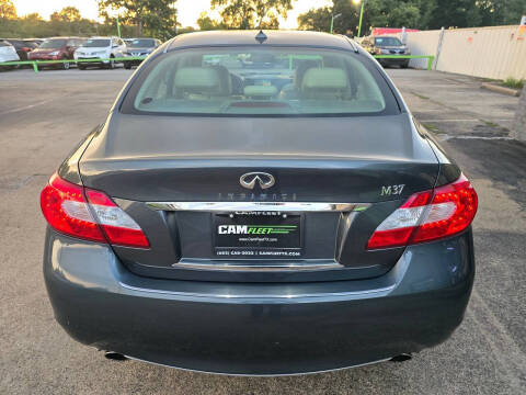 2012 Infiniti M37