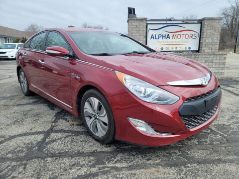 2013 Hyundai Sonata Hybrid for sale at Alpha Motors in New Berlin WI