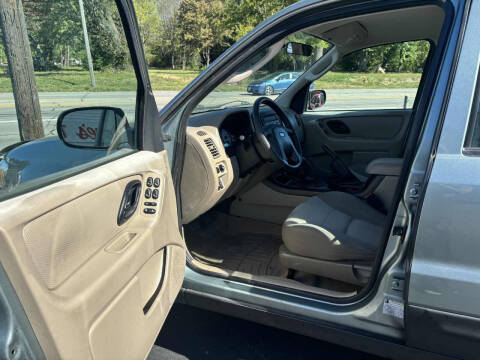 2006 Ford Escape XLS