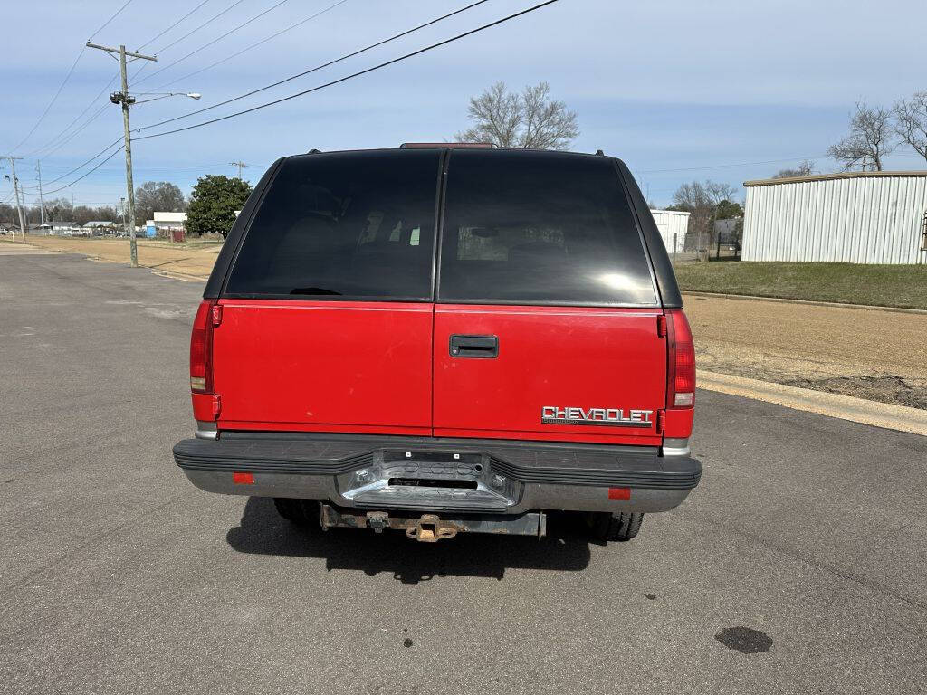 1998 Chevrolet Suburban 5