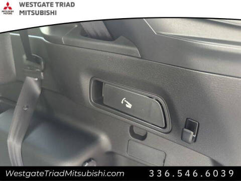 2025 Mitsubishi Outlander SE