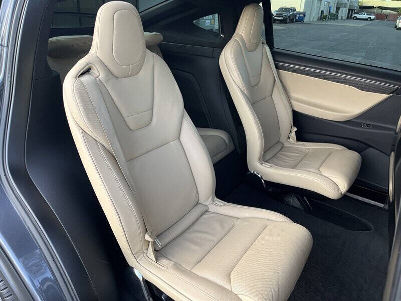 2016 Tesla Model X P90D