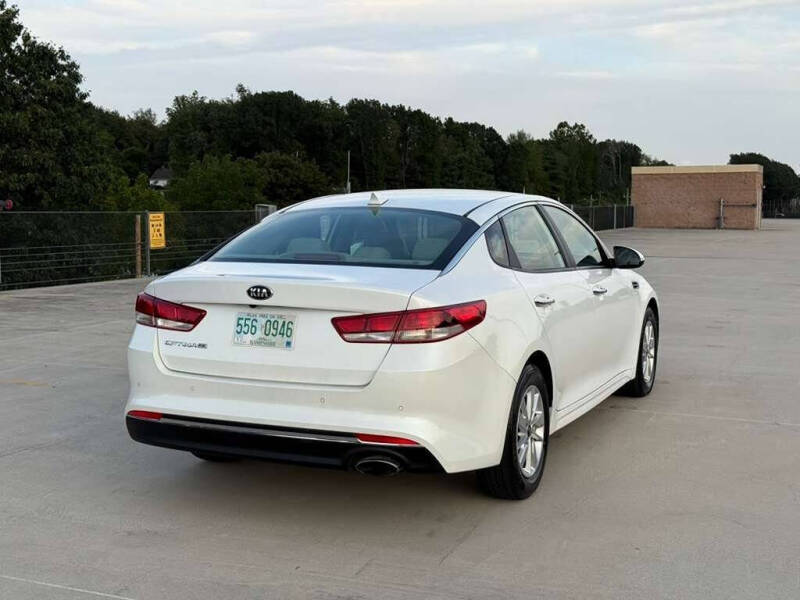 2018 Kia Optima LX