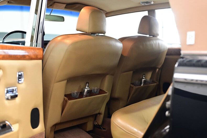 1972 Rolls-Royce SILVER CLOUD LWB